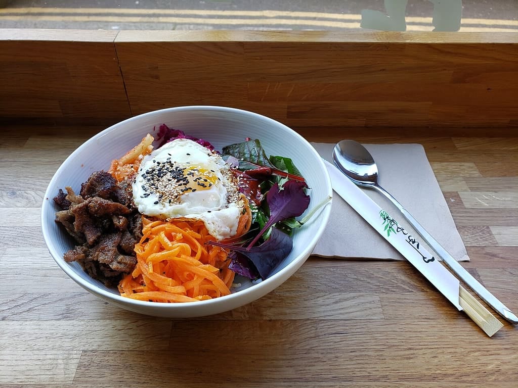 Vegetarian Bibimbap with Tofu